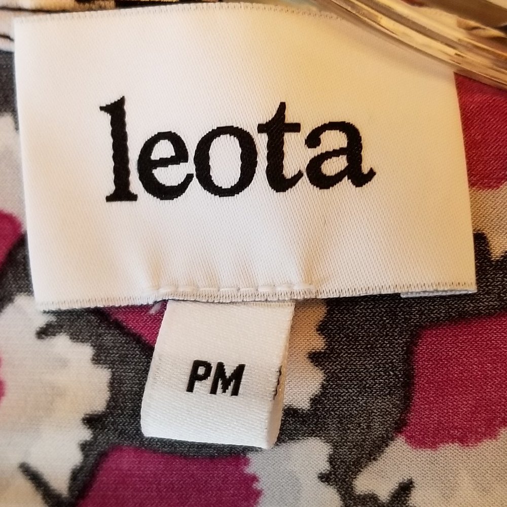 Leota Emma Knit Dress Size Petite M - Picture 7 of 7
